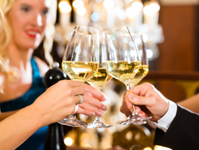 Explore the benefits of a gala dinner fundraiser for your PTA.